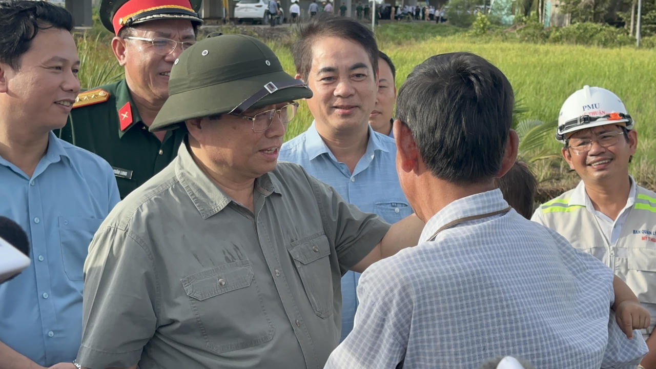 Thủ tướng Phạm Minh Chính kiểm tra thực địa cao tốc Cần Thơ - Cà Mau