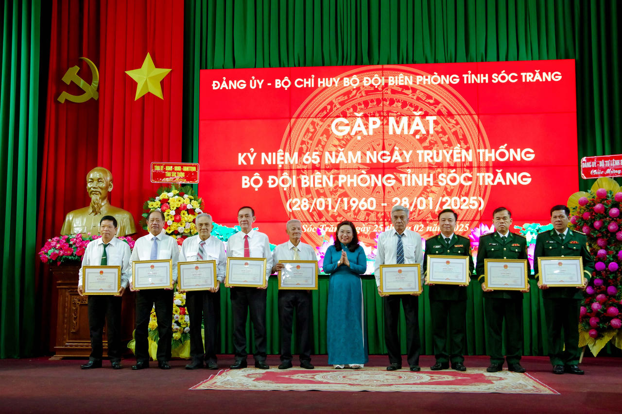 Sóc Trăng kỷ niệm 65 năm ngày truyền thống Bộ đội Biên phòng