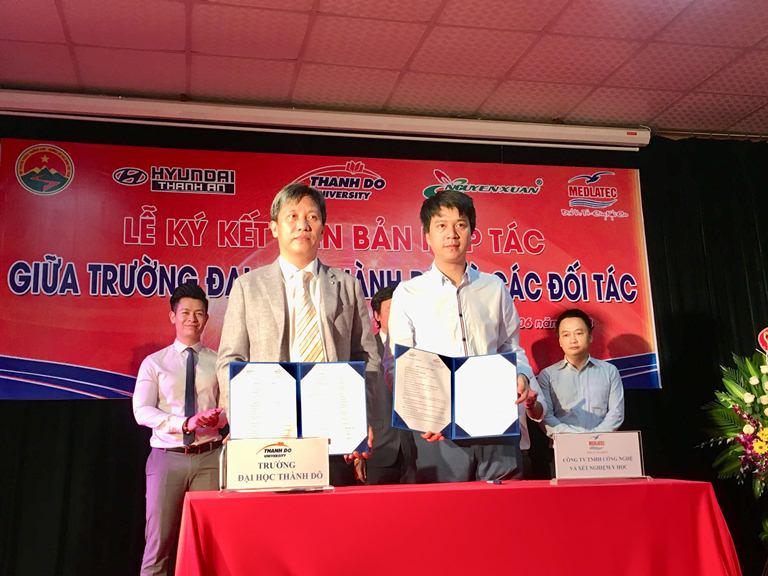 Năm 2019: MEDLATEC đào tạo kỹ thuật viên xét nghiệm hệ cao đẳng