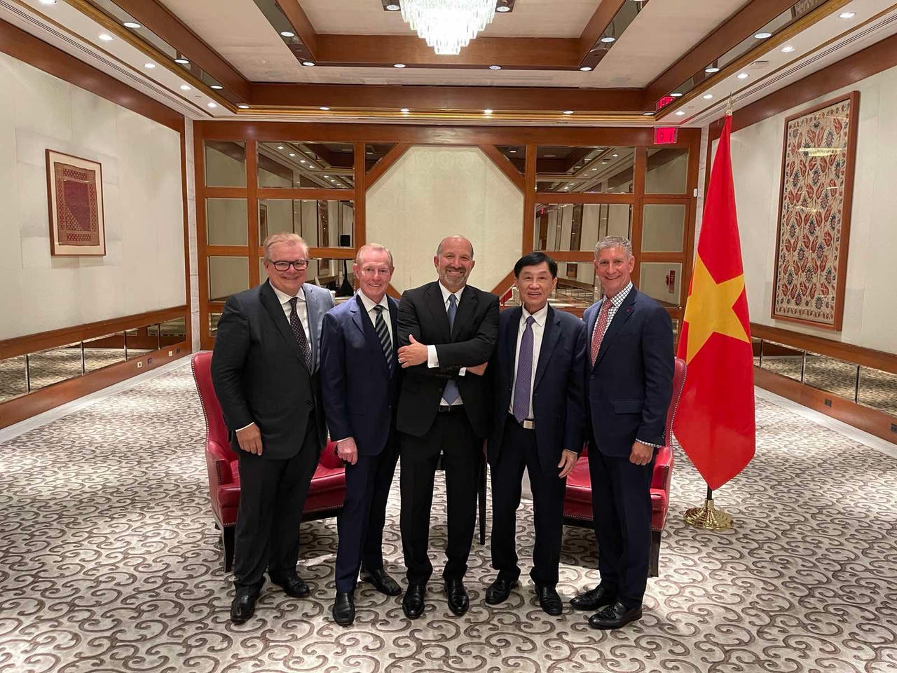 Doanh nhân Jonathan Hạnh Nguyễn – Chủ tịch Tập đoàn Liên Thái Bình Dương (IPPG): Người mang khát vọng nâng tầm Việt Nam 