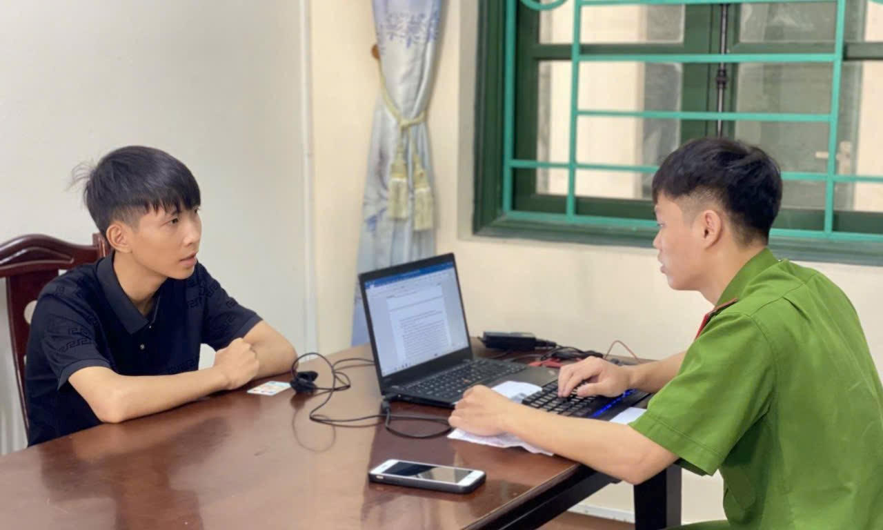 Bắt nhóm thanh niên vô cớ chém người, khoe chiến tích trên mạng