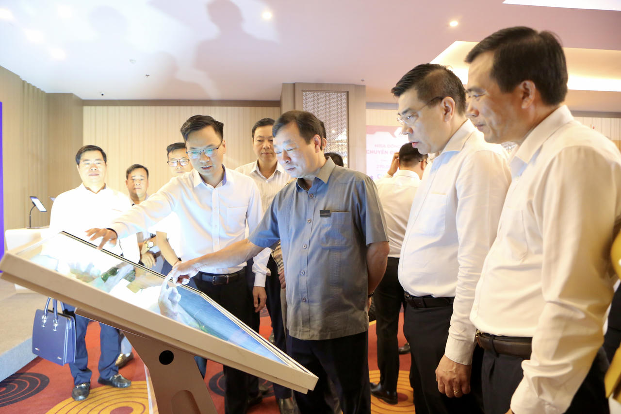 Phú Thọ tổ chức hội thảo phát triển kinh tế số và xã hội số năm 2024