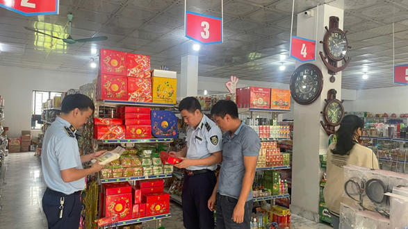 Phú Thọ phát hiện, xử lý gần 1.500 vụ buôn lậu, gian lận thương mại