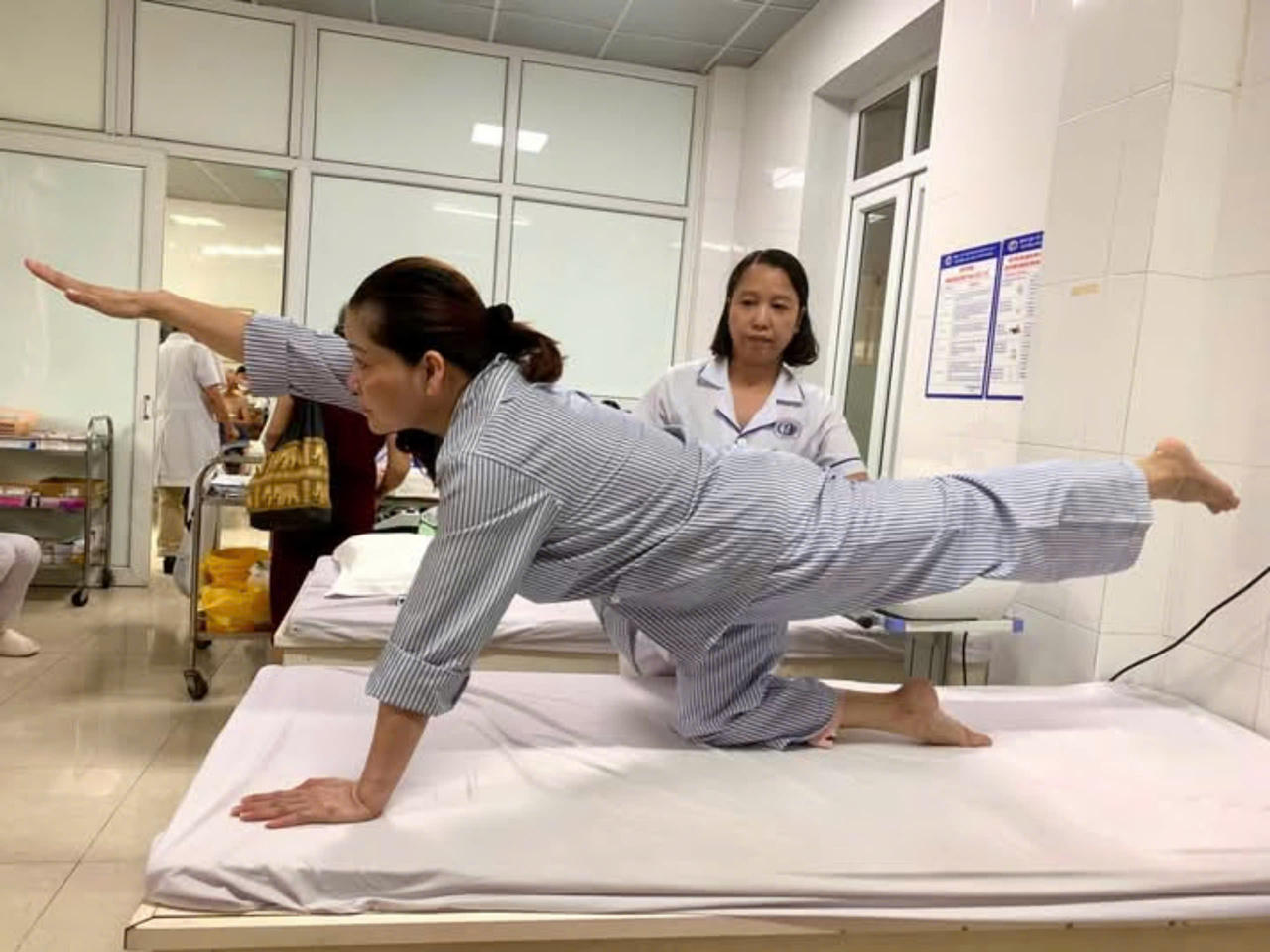 Bệnh viện Y Dược cổ truyền và PHCN tỉnh Phú Thọ áp dụng phương pháp mới phục hồi vận động sau chấn thương cột sống