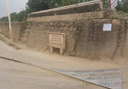 Nghịch cảnh hàng loạt bến bãi hoạt động trái phép tàn phá khu vực chân cầu Thăng Long