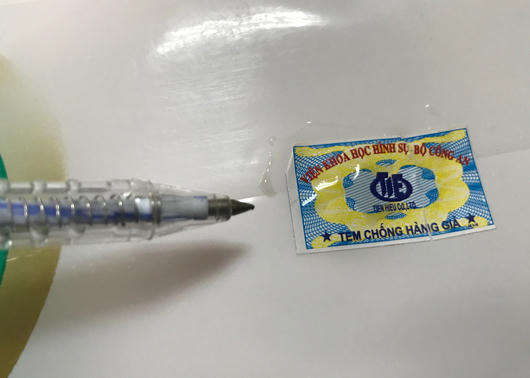 Giáp Tết, giấy vệ sinh giả hoành hành và những hệ lụy 