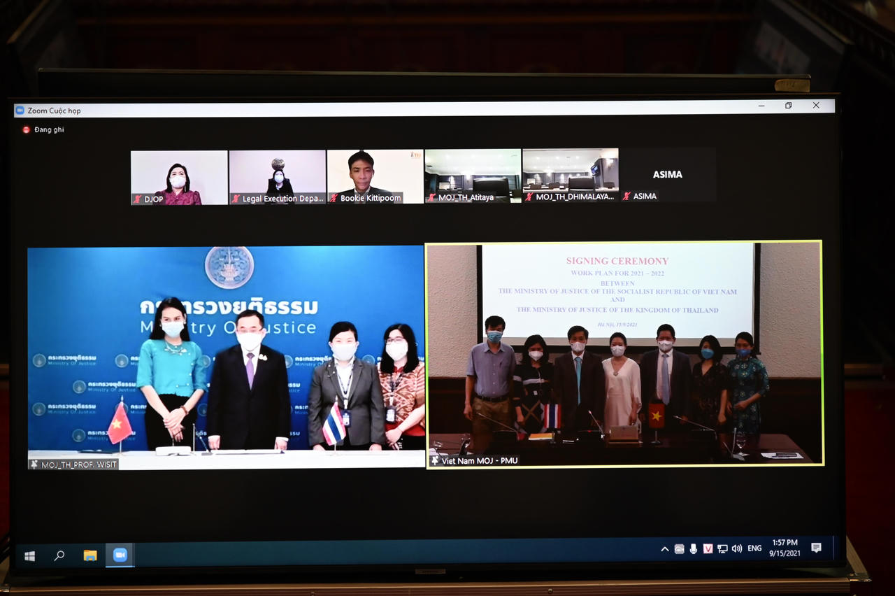 Ký kết Chương trình hợp tác năm 2021 – 2022 giữa Bộ Tư pháp Việt Nam – Thái Lan