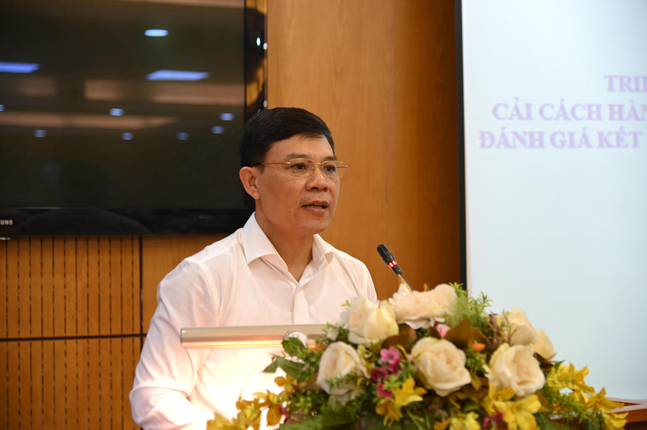 Gắn công tác thi đua, khen thưởng với kết quả thực hiện nhiệm vụ cải cách hành chính