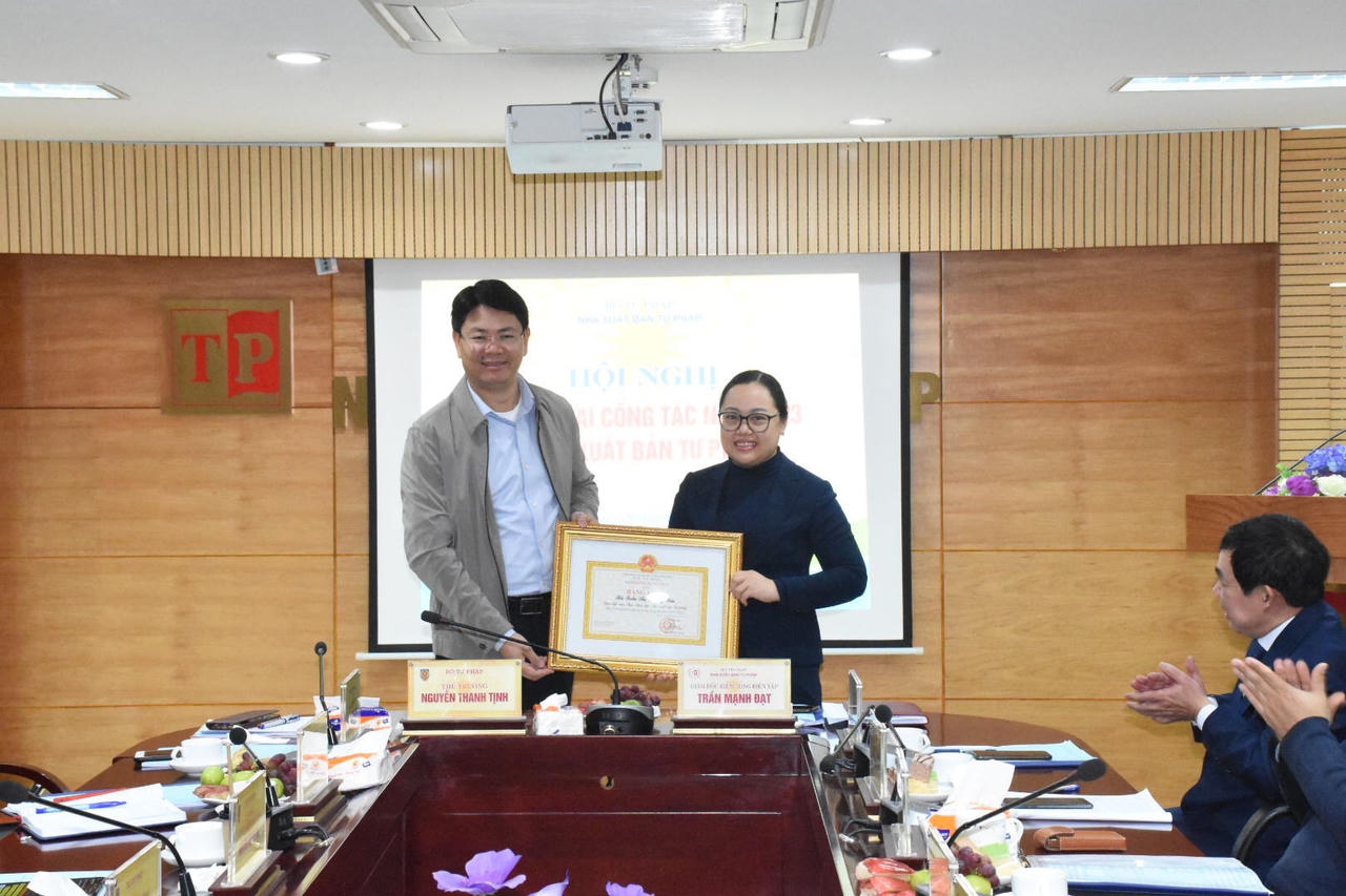 Ứng dụng mạnh mẽ công nghệ thông tin trong hoạt động xuất bản