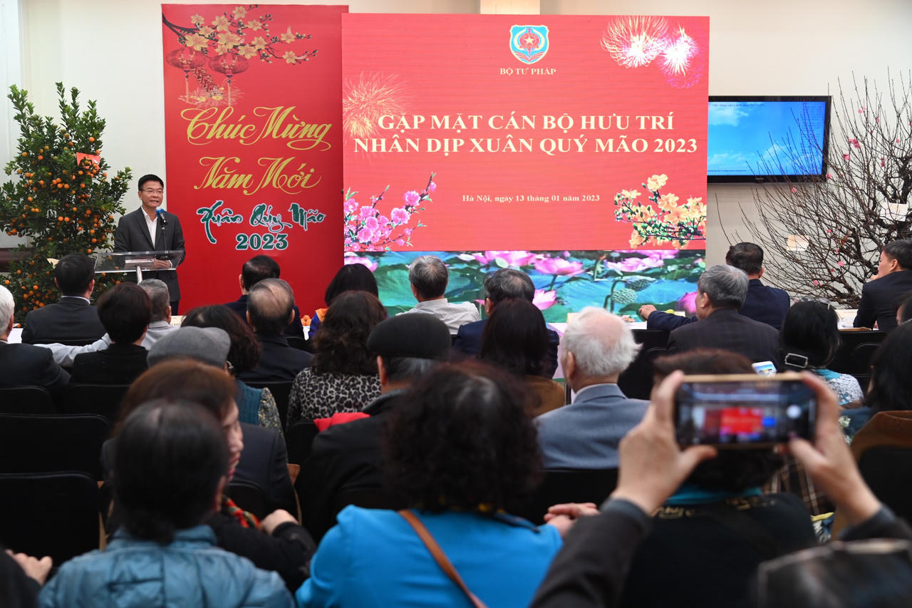 Bộ Tư pháp gặp mặt cán bộ hưu trí nhân dịp năm Quý Mão 2023