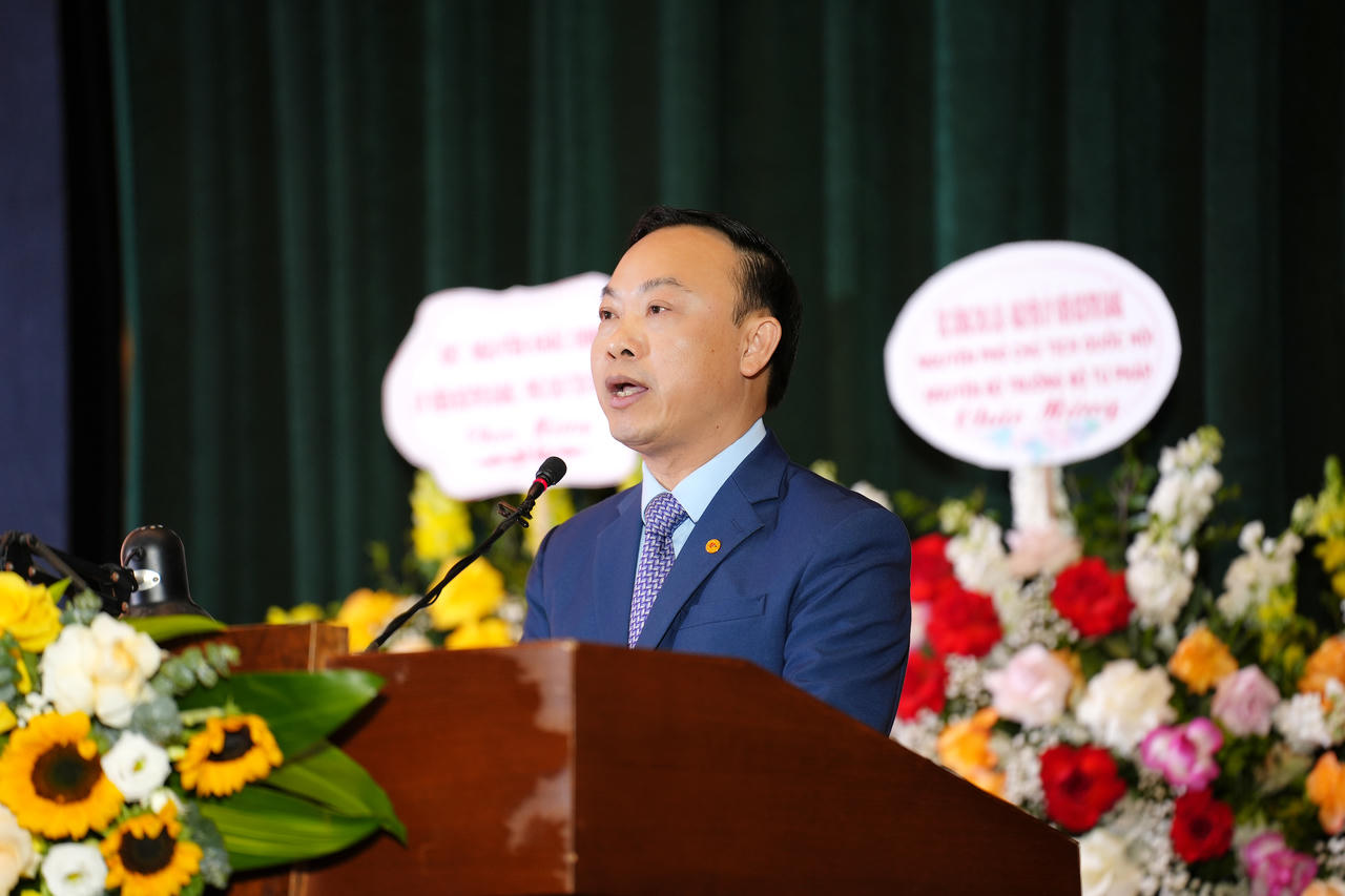 Học viện Tư pháp đón nhận Huân chương Lao động hạng Nhì