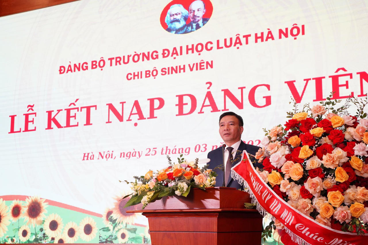 Tiếp tục quan tâm, đổi mới, làm tốt hơn nữa công tác phát triển Đảng trong sinh viên