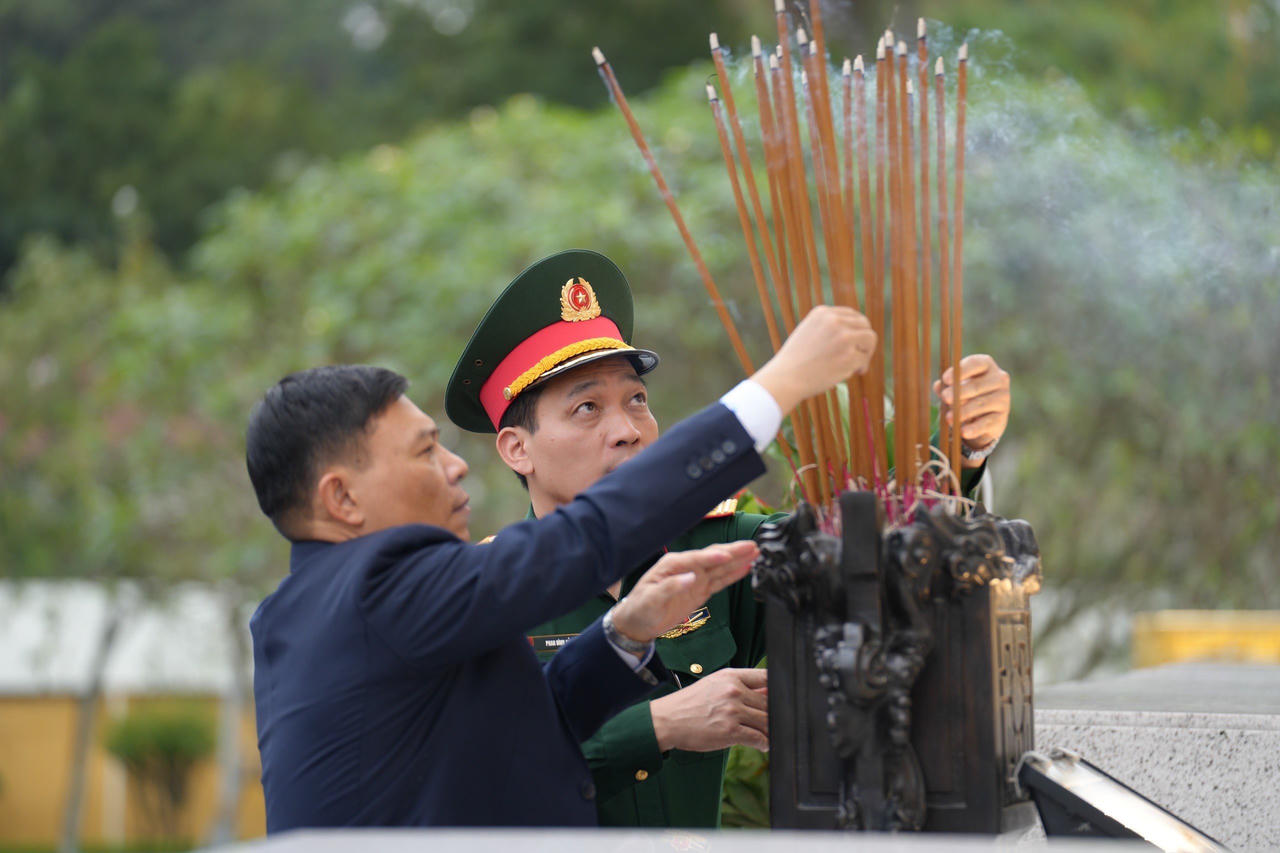 Khối Thi đua các Bộ, ngành Nội chính TW: Tiếp tục đẩy mạnh phong trào thi đua