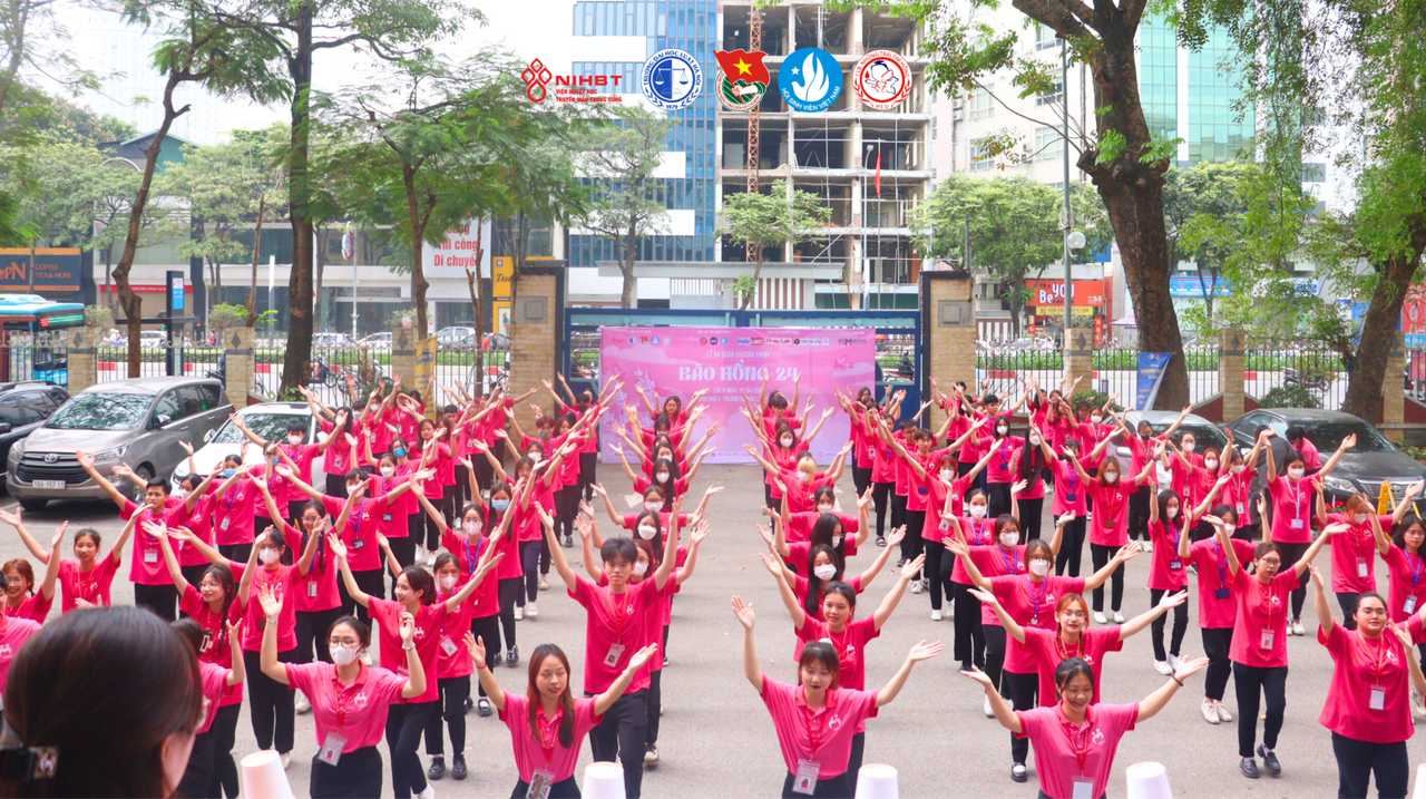 Trường Đại học Luật Hà Nội: Lan tỏa tình thương yêu, lòng nhân ái và trách nhiệm với cộng đồng