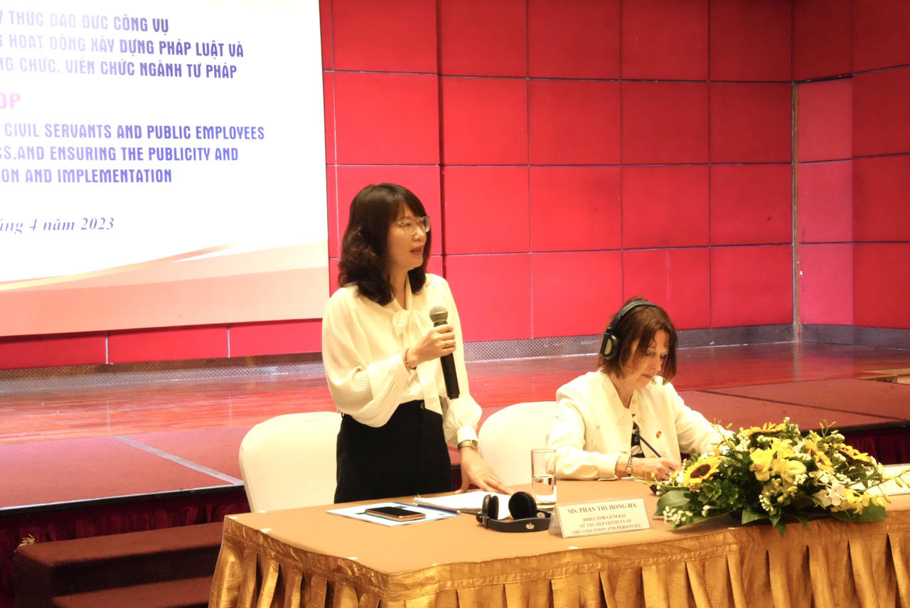 Nâng cao ý thức thực hiện đạo đức công vụ của công chức, viên chức của Bộ, ngành Tư pháp