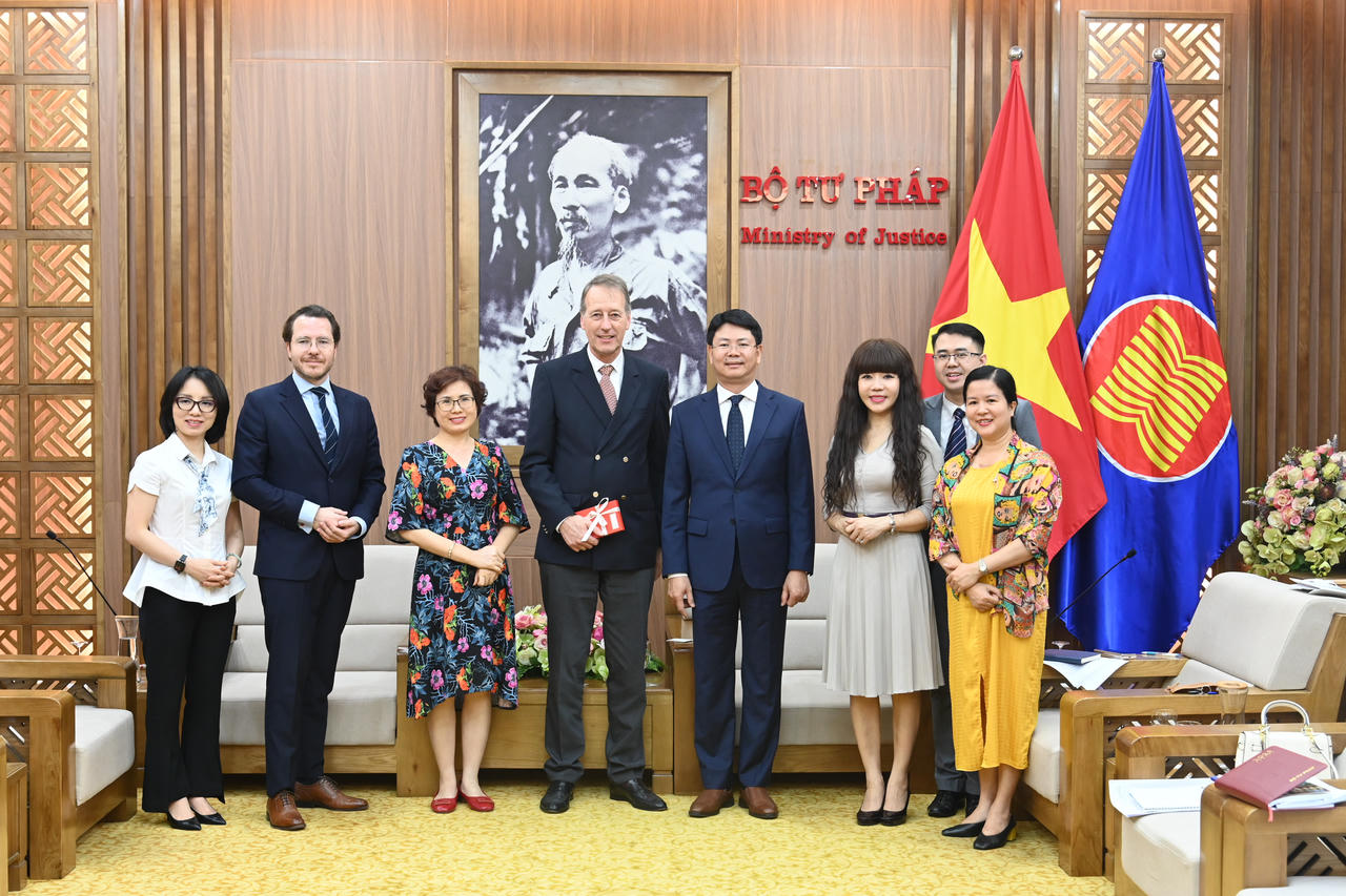 Đẩy mạnh mối quan hệ hợp tác tốt đẹp, hiệu quả giữa Bộ Tư pháp và Viện KAS