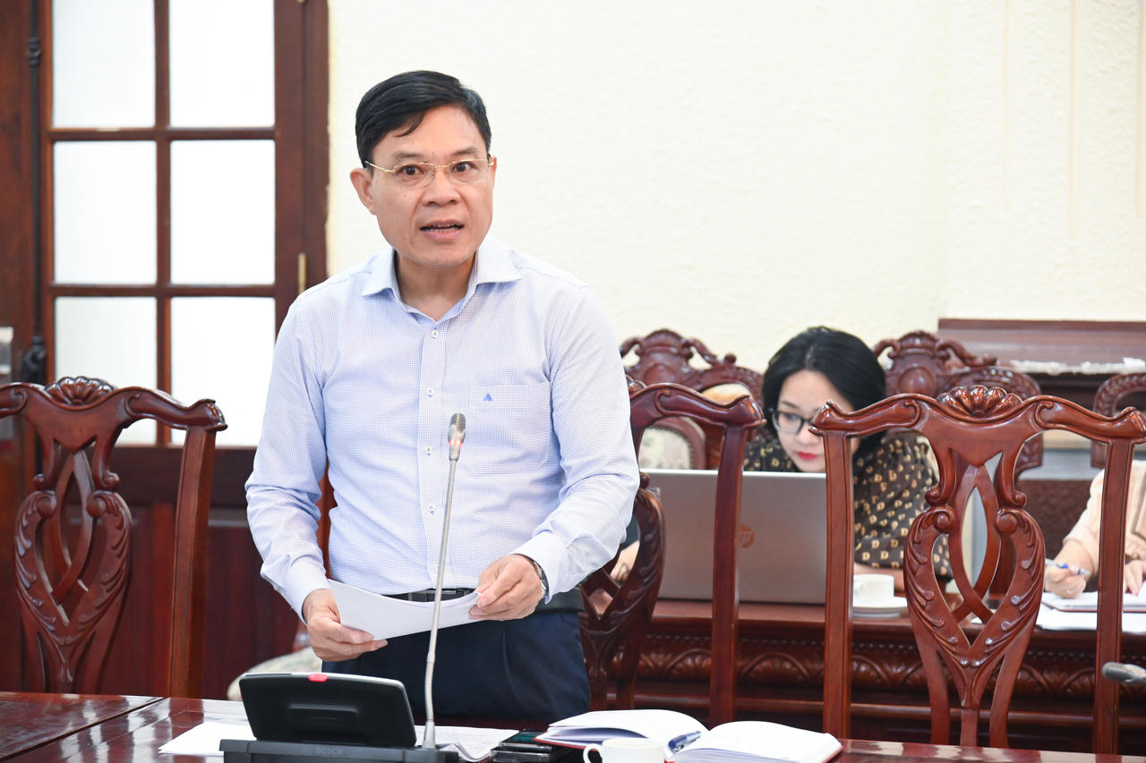 Rà soát, sửa đổi văn bản quy phạm pháp luật theo hướng đơn giản hóa thủ tục hành chính