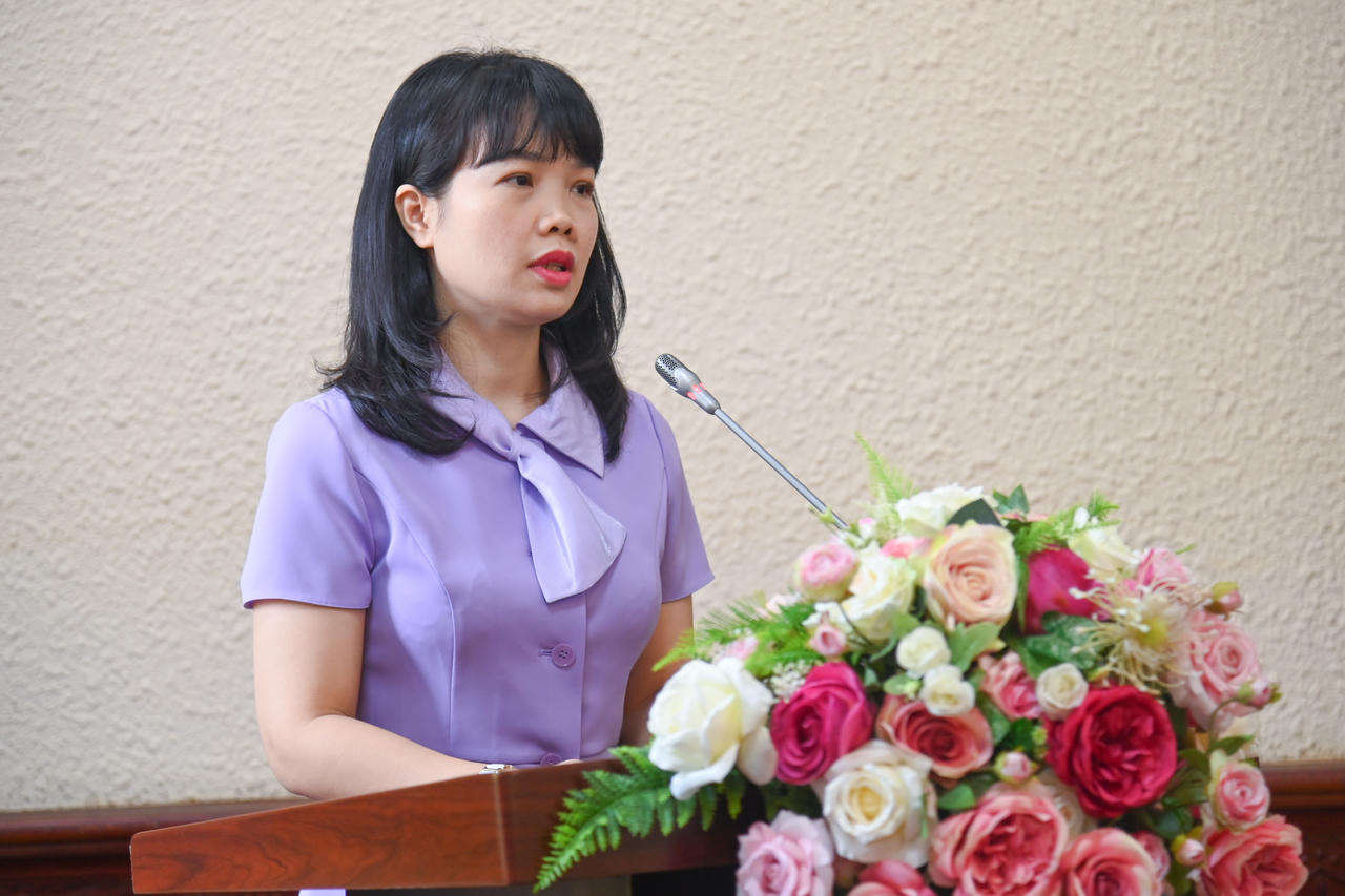 Bộ Tư pháp trao Quyết định nghỉ hưu và Quyết định bổ nhiệm lãnh đạo cấp Vụ