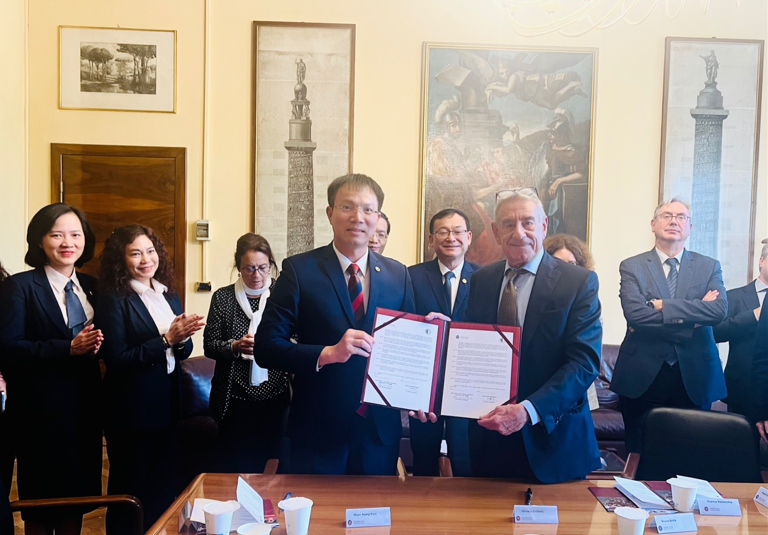 Trường Đại học Luật Hà Nội mở rộng hợp tác với các Trường Đại học hàng đầu tại Italia