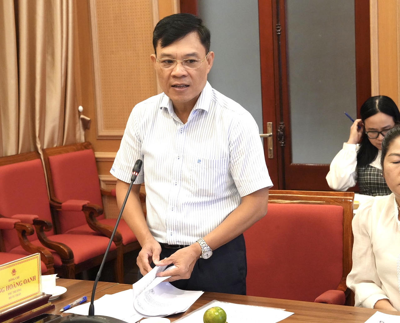 Thứ trưởng Đặng Hoàng Oanh làm việc với Bộ Kế hoạch và Đầu tư