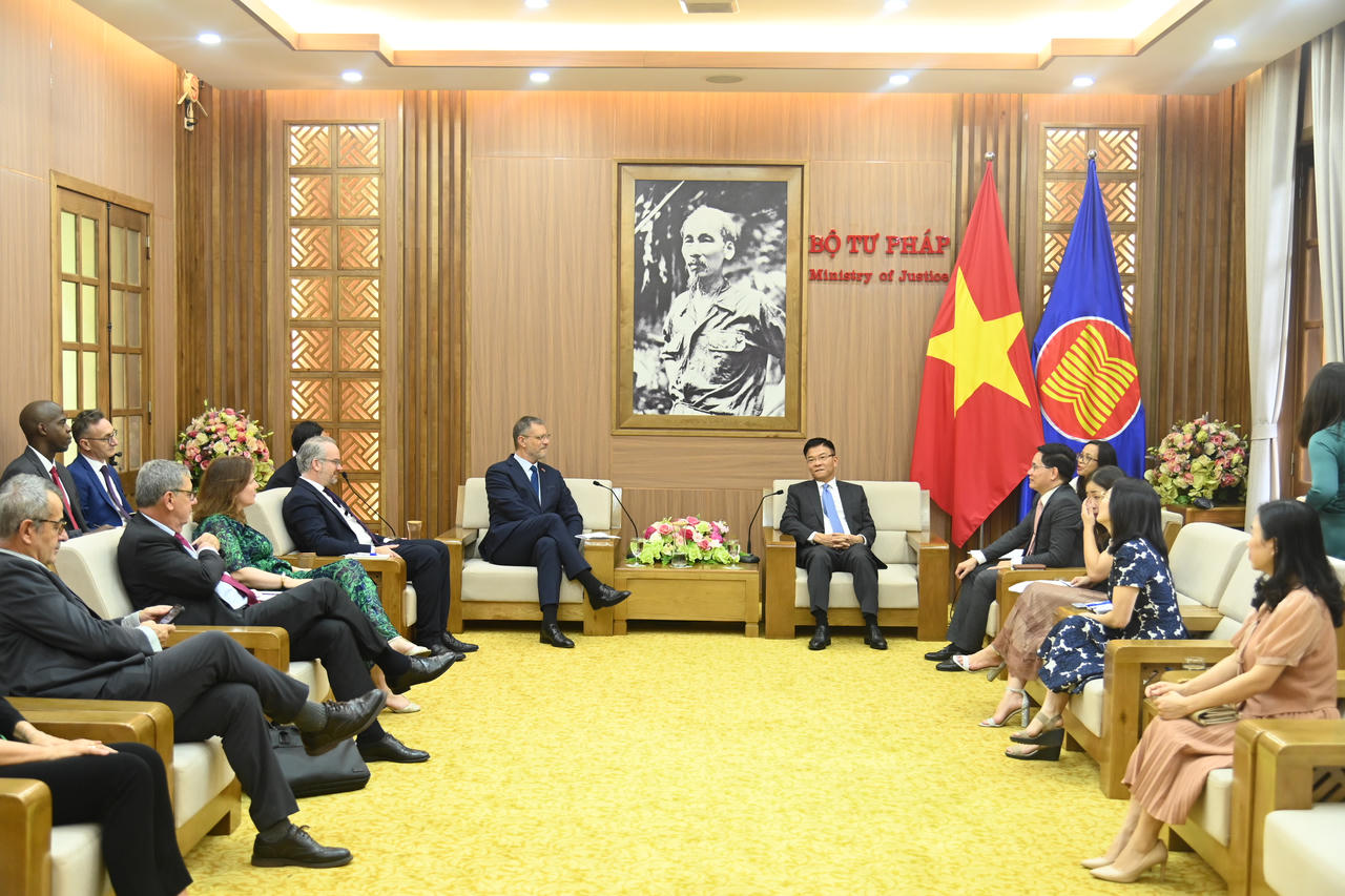 Việt Nam - Pháp: Ký kết Kế hoạch hợp tác hai năm giai đoạn 2024-2025