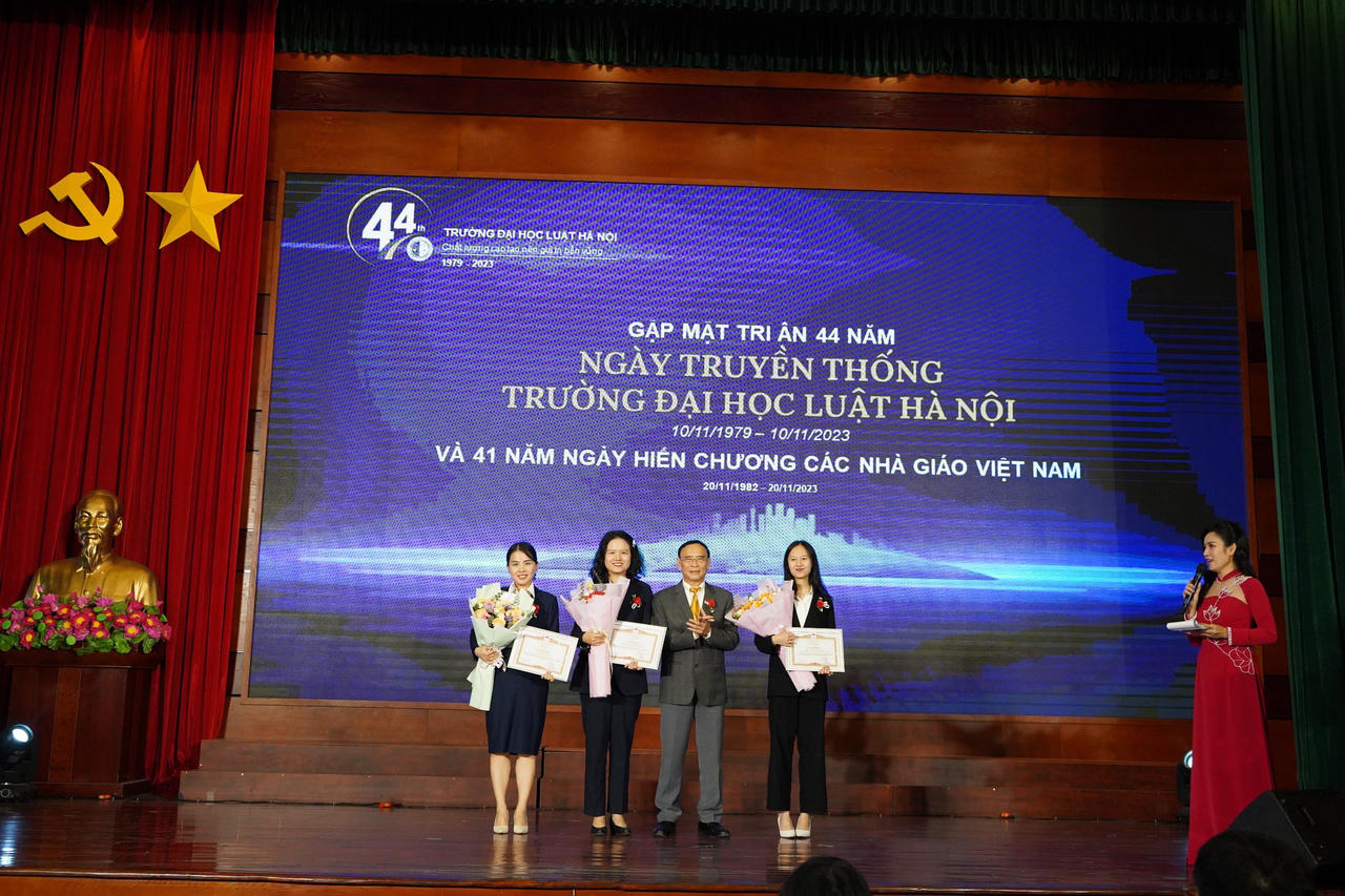 Trường Đại học Luật Hà Nội: Nỗ lực xây dựng Trường thành trọng điểm đào tạo cán bộ về pháp luật