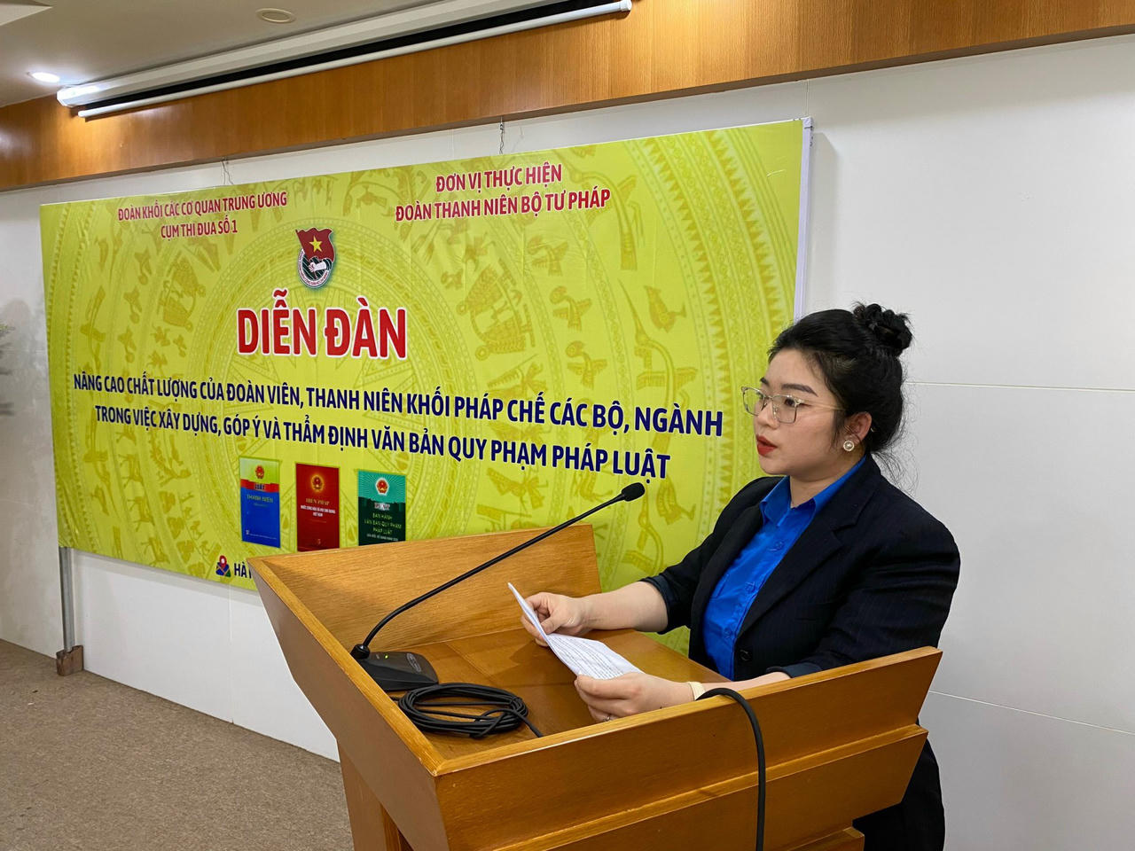 Nâng cao vai trò của đoàn viên, thanh niên trong xây dựng, góp ý, thẩm định văn bản quy phạm pháp luật