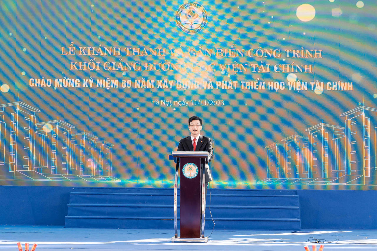 Học viện Tài chính khánh thành và gắn biển công trình Khối giảng đường với 80 phòng học hiện đại