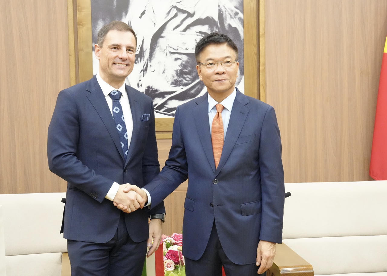 Bộ Tư pháp Việt Nam – Hungary: Ký kết Ý định thư về đào tạo cán bộ