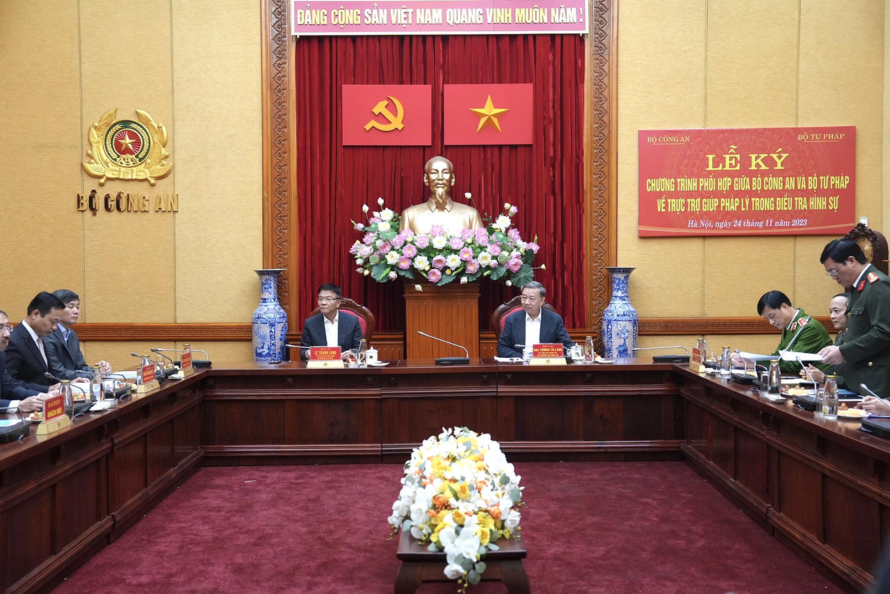 Bộ Công an – Bộ Tư pháp: Ký kết Chương trình phối hợp về trực trợ giúp pháp lý trong điều tra hình sự