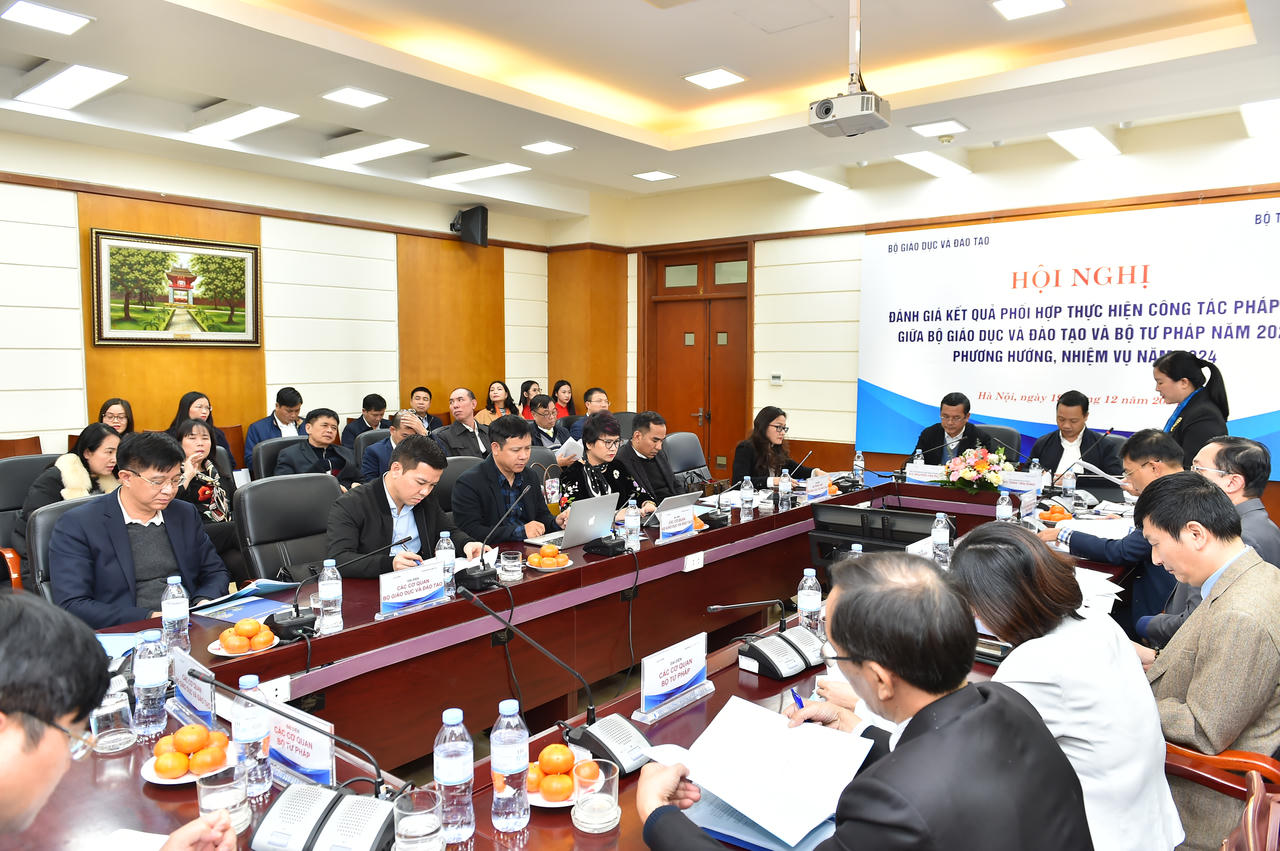 Bộ Tư pháp - Bộ Giáo dục & Đào tạo: Nâng cao hiệu quả công tác phối hợp pháp chế 