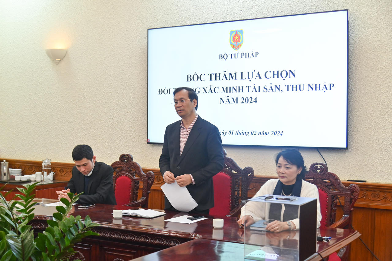 Bộ Tư pháp bốc thăm lựa chọn đối tượng xác minh tài sản, thu nhập năm 2024