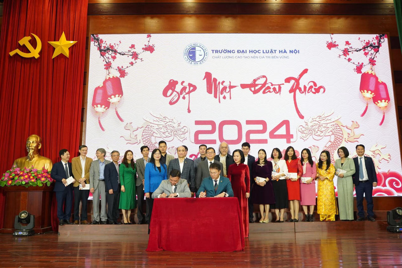 Trường Đại học Luật Hà Nội gặp mặt Xuân Giáp Thìn năm 2024