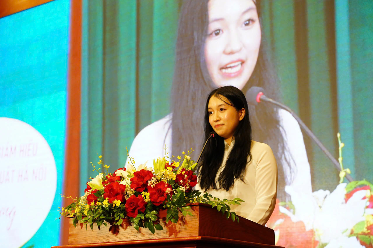 Trường Đại học Luật Hà Nội: Khai giảng khoá 49 hệ Đại học chính quy