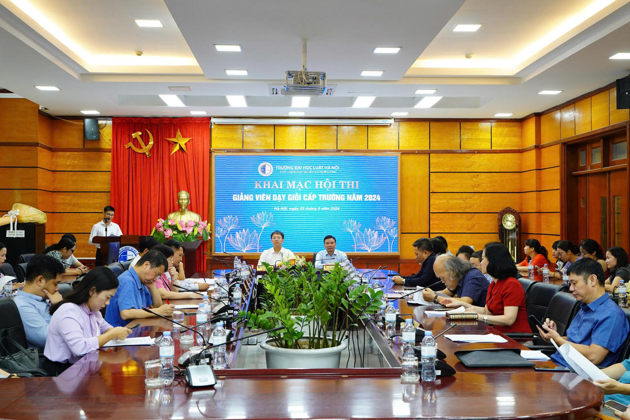 Trường Đại học Luật Hà Nội khai mạc Hội thi giảng viên dạy giỏi cấp trường