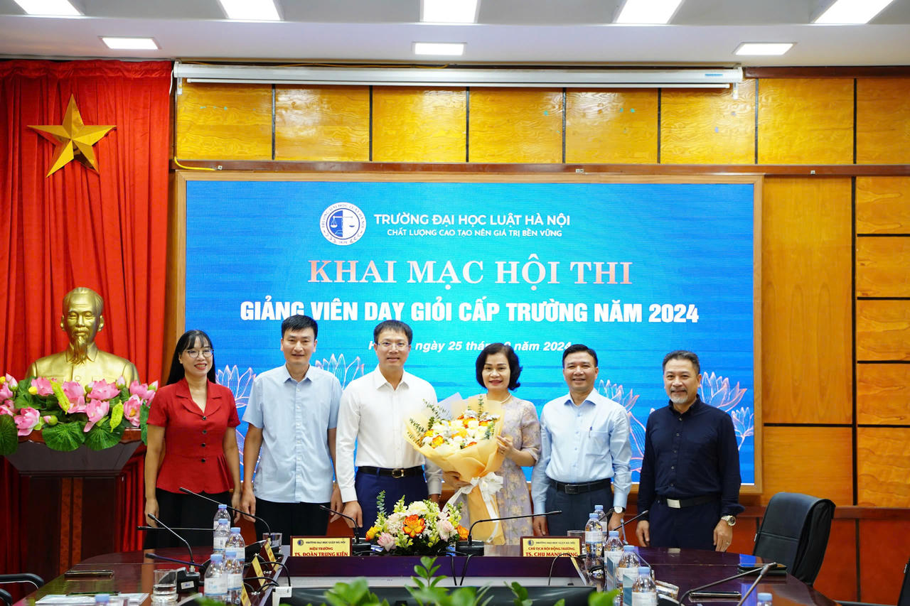 Trường Đại học Luật Hà Nội khai mạc Hội thi giảng viên dạy giỏi cấp trường