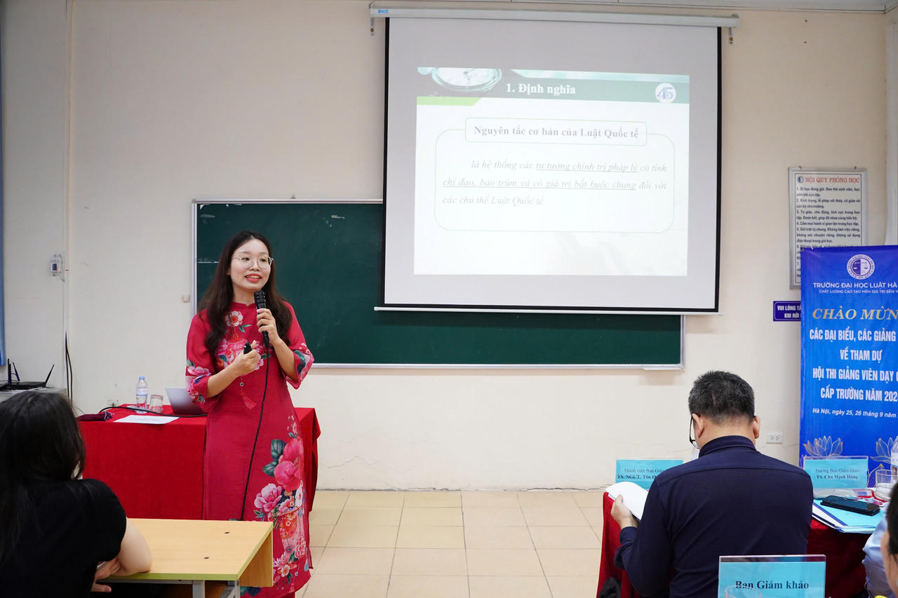 Trường Đại học Luật Hà Nội khai mạc Hội thi giảng viên dạy giỏi cấp trường