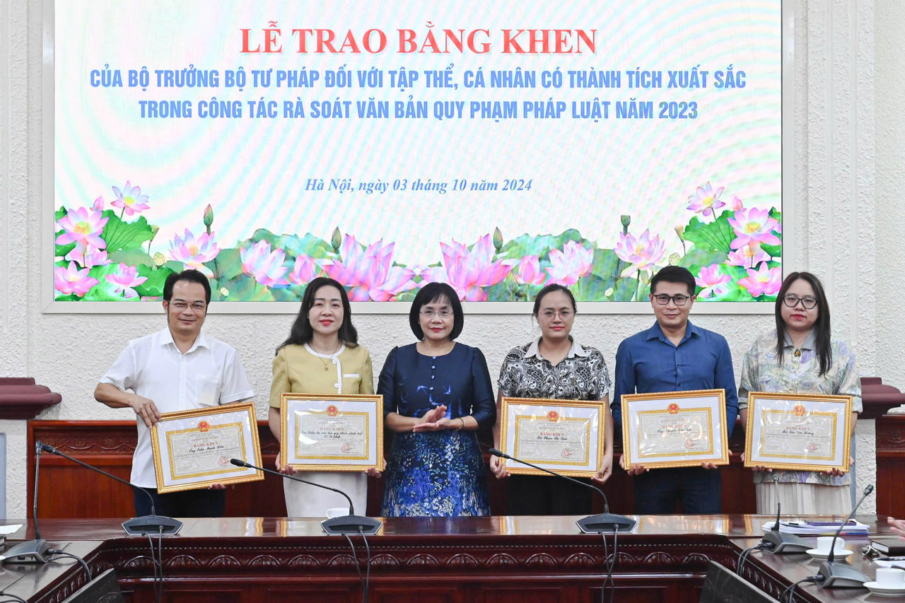 Tiếp tục triển khai hiệu quả công tác rà soát văn bản quy phạm pháp luật