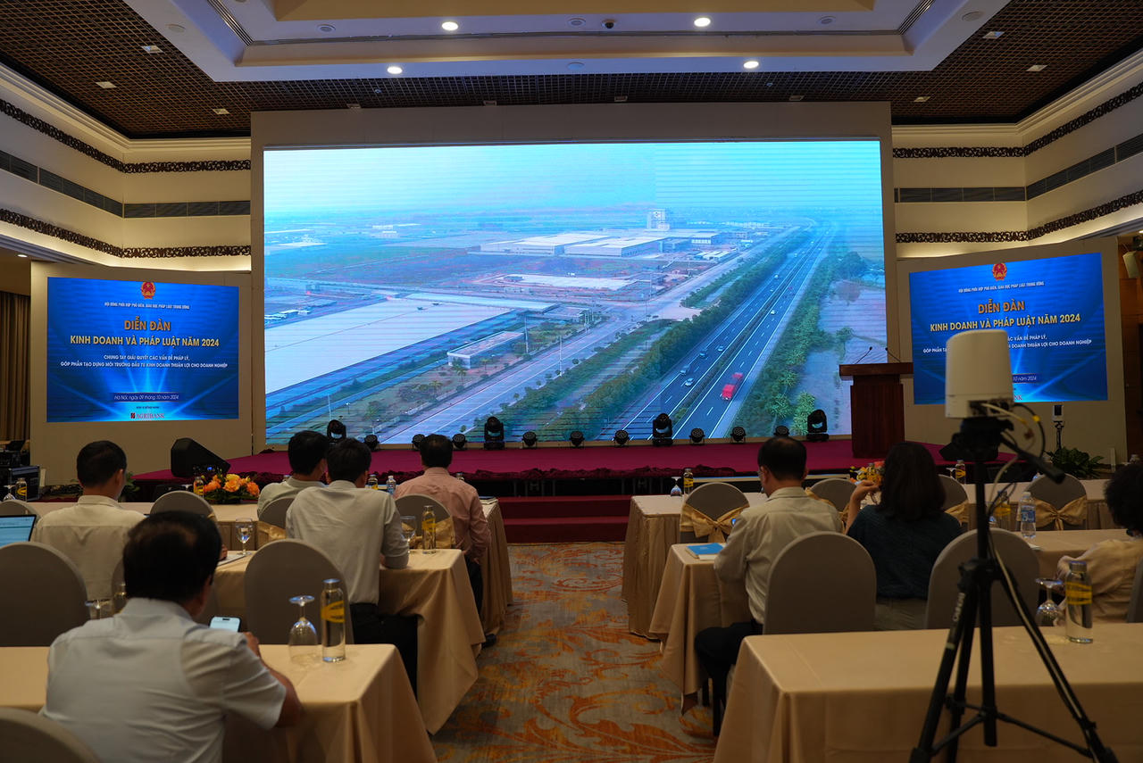 Thứ trưởng Nguyễn Thanh Tịnh kiểm tra công tác chuẩn bị Diễn đàn Kinh doanh và Pháp luật năm 2024