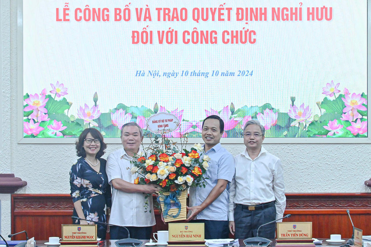 Bộ Tư pháp công bố Quyết định về công tác cán bộ