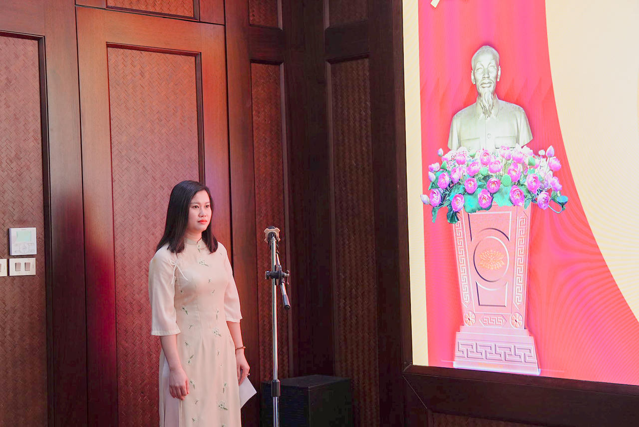 Chi bộ Khối Nội dung, Đảng bộ Báo Pháp luật Việt Nam kết nạp đảng viên mới