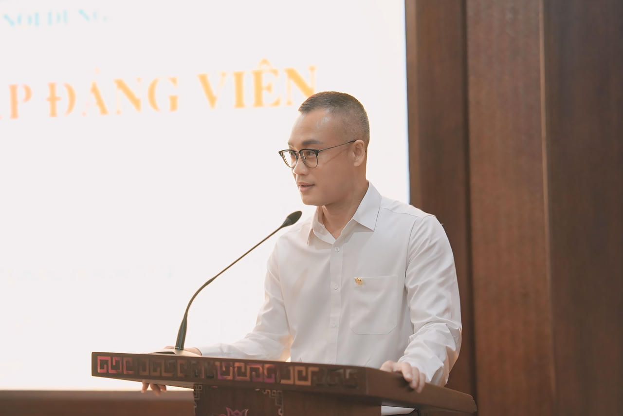 Chi bộ Khối Nội dung, Đảng bộ Báo Pháp luật Việt Nam kết nạp đảng viên mới