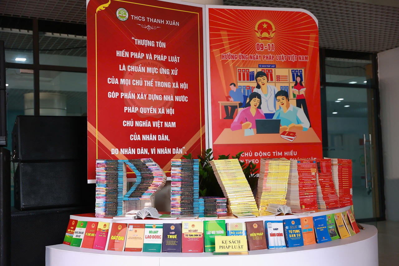 Ngành Giáo dục & Đào tạo hưởng ứng Ngày Pháp luật Việt Nam