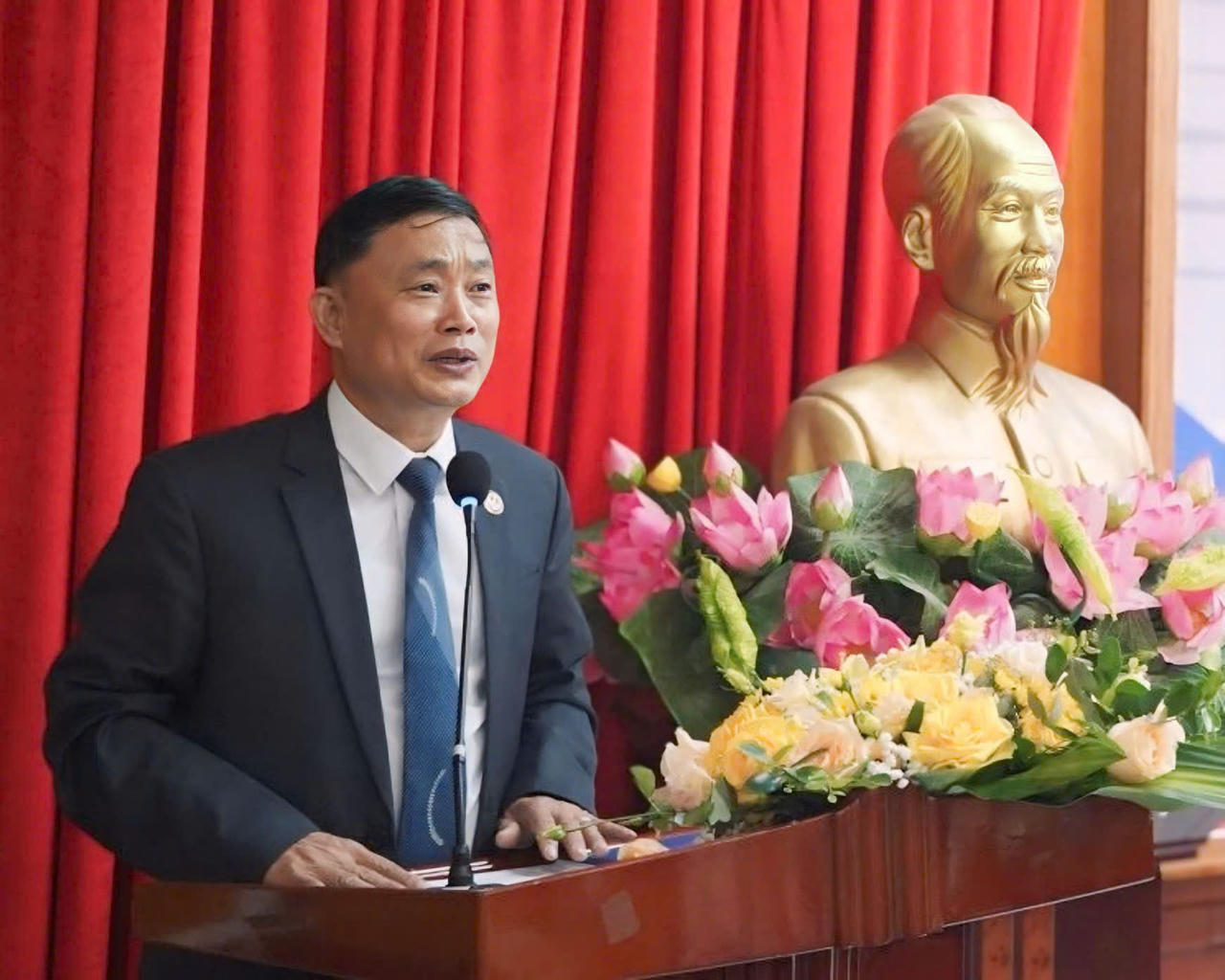 Trường Đại học Luật Hà Nội: 45 năm hành trình thắp lửa tri thức