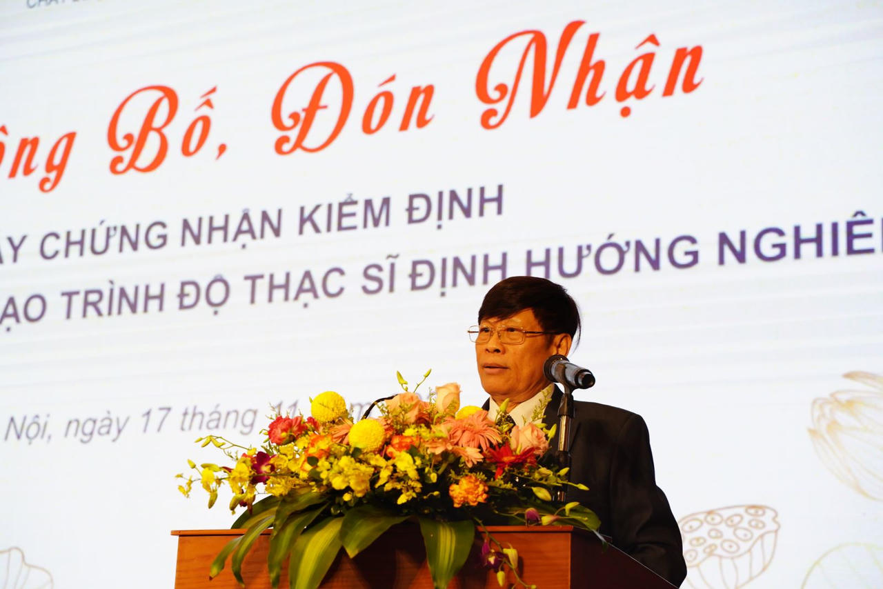 Trường Đại học Luật Hà Nội nhận Giấy chứng nhận kiểm định 07 chương trình đào tạo trình độ thạc sĩ định hướng nghiên cứu 