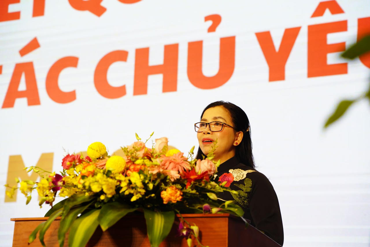 Trường Đại học Luật Hà Nội nhận Giấy chứng nhận kiểm định 07 chương trình đào tạo trình độ thạc sĩ định hướng nghiên cứu 