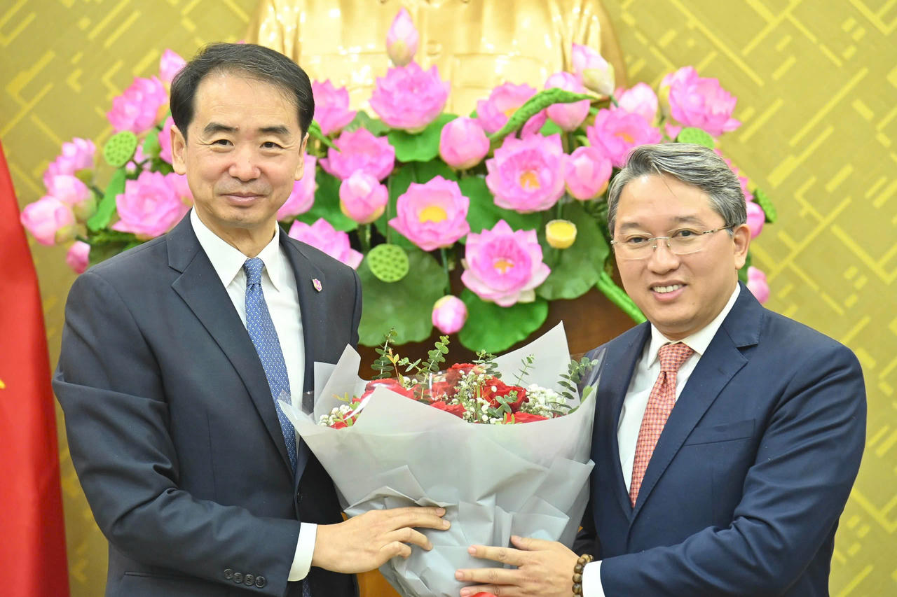 Tiếp tục đưa quan hệ hợp tác pháp luật và tư pháp Việt Nam – Trung Quốc đi vào chiều sâu