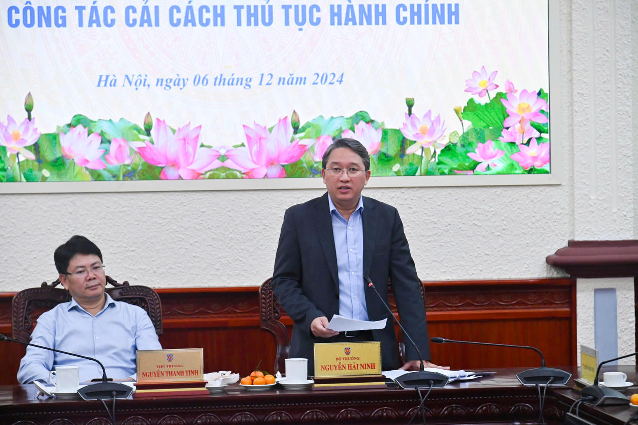 Đẩy mạnh cải cách thủ tục hành chính hiệu quả, thực chất