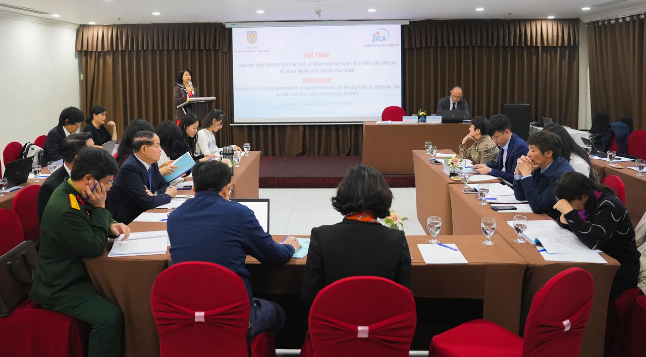 Chia sẻ kinh nghiệm hoàn thiện quy định pháp luật về trách nhiệm hình sự của pháp nhân