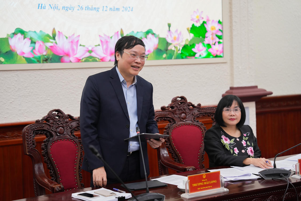 Xây dựng chính sách phù hợp để thu hút, trọng dụng nguồn nhân lực chất lượng cao